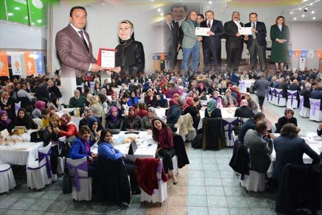 Ak Parti´de Seçim Değerlendirmesi ve Ödül Töreni Düzenlendi 