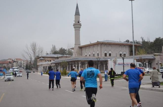 Sağlık İçin Aksaray Da Koştular