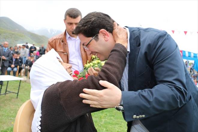 Başkan Yazgı Anneler gününü kutladı