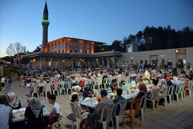 Aksaraylılar Mahalle İftarlarında Buluşacak