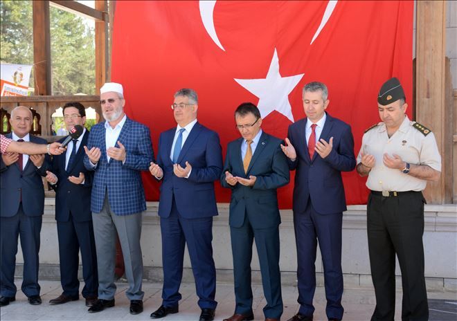 Aksaray Protokolüne Demokrasi Ödülü