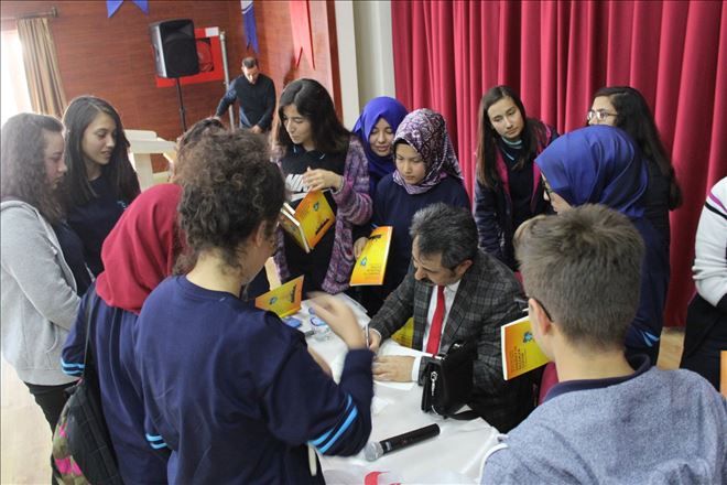 Sosyal Bilimler Lisesinde Milenyum Gençliği Konuşuldu