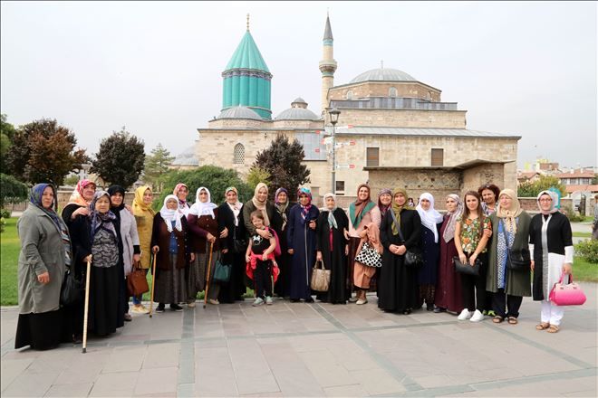  Şehit Anneleri Konya´nın Manevi Atmosferini Yaşadı 