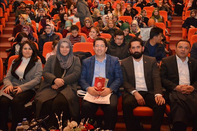 Yazar Tahir Fatih Andı´dan ?İstiklal Marşı İstikbal Marşıdır? Konferansı