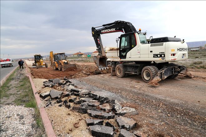 Yeni Hastane ve OSB yolunda Çalışmalar sürüyor