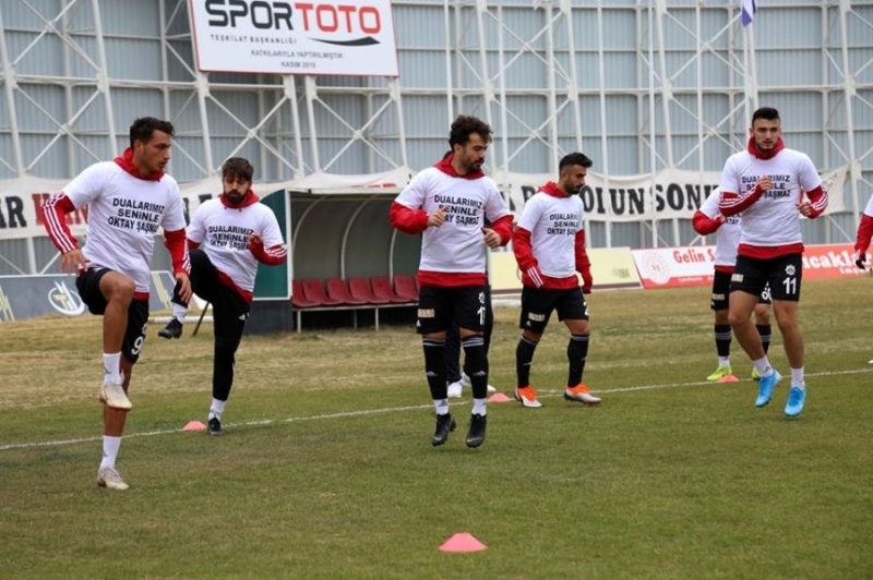 Futbolcularımızdan Oktay Şaşmaz