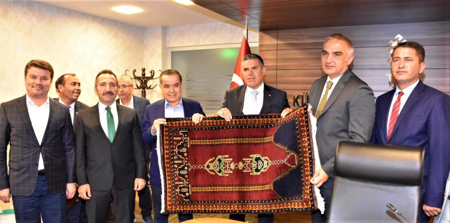 Kültür ve Turizm Bakanına Aksaray Heyetinden Ziyaret 
