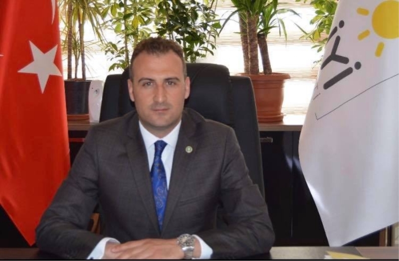İYİ Parti Aksaray İl Başkanı Özhan Türemiş iHA Muhabiri Yasin Can’a yapılan saldırıyı kınıyoruz dedi