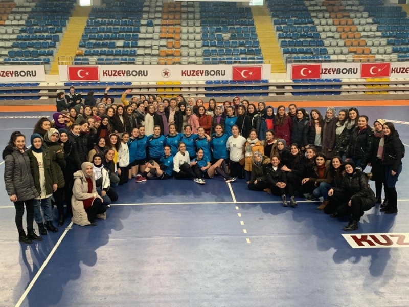 Şehrimizin Adını Küçük Kızlar Hentbol Takımımız Türkiye Şampiyonluğuna Taşıdı