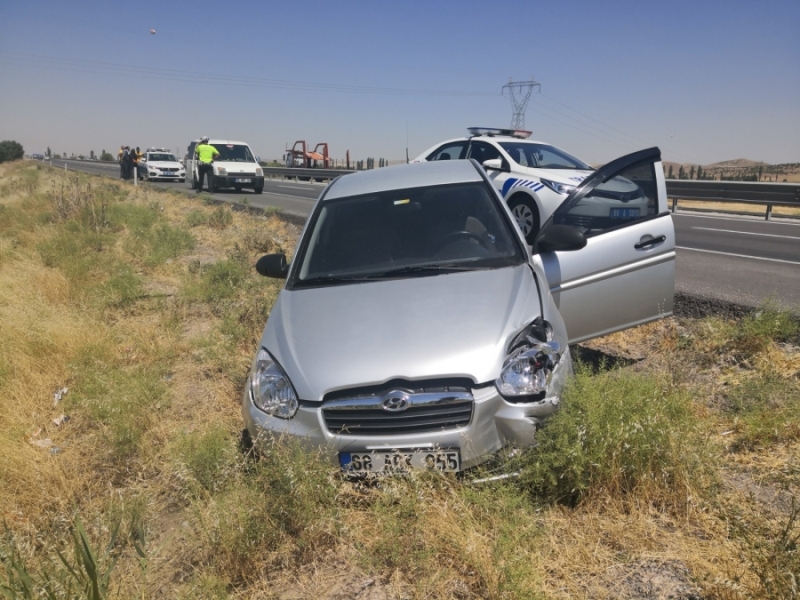 Aksaray’da 3 araçlı zincirleme trafik kazası: 4 yaralı