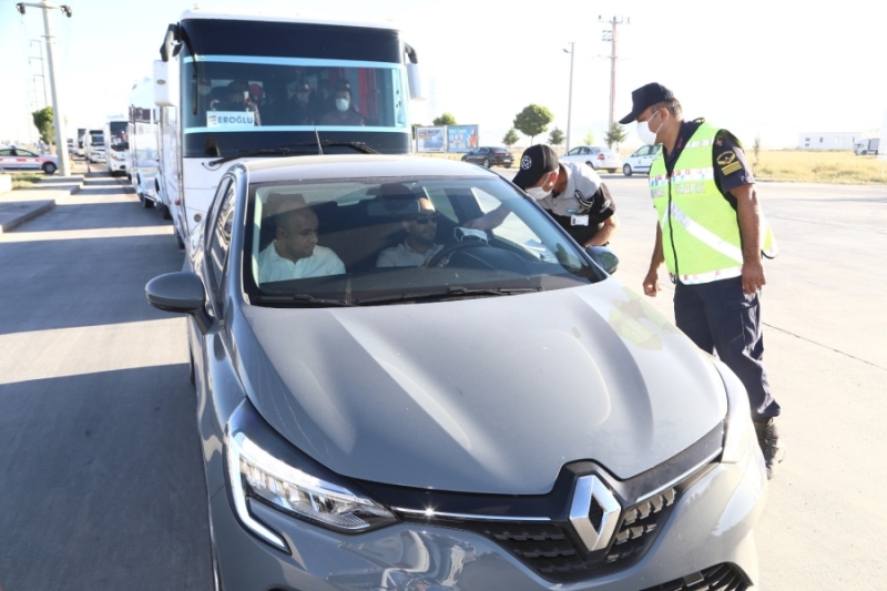 Aksaray Jandarma Komutanlığı Denetimlerini Sürdürüyor 