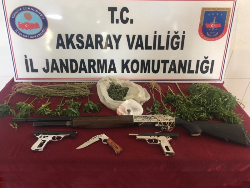 Aksaray Jandarması Uyuşturucu Tacirlerine Geçit Vermiyor 