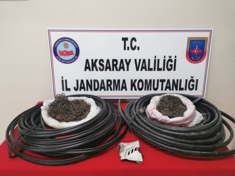 Aksaray Jandarması kablo hırsızı sanılan 2 kişiyi yakaladı