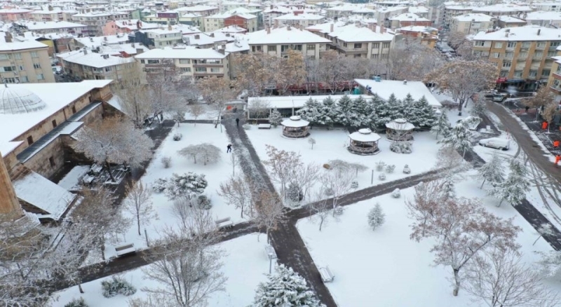 Aksaray Belediyesi kar yağışına karşı teyakkuzda