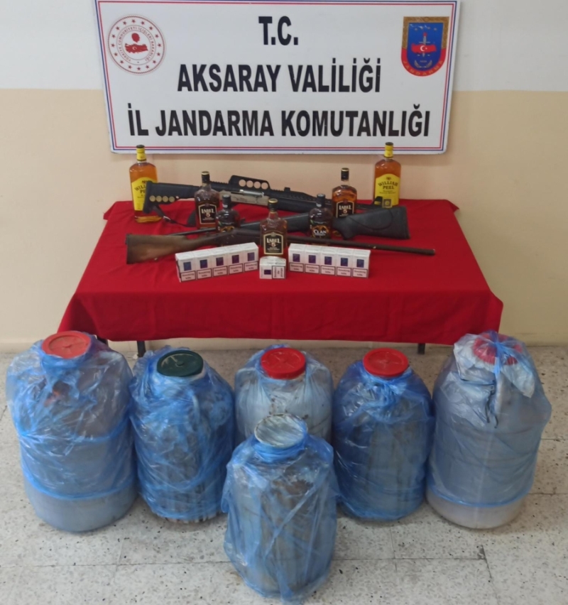 Aksaray’da Kaçak Alkol ve Tütün Ticareti Yapan 3 Kişi Yakalandı