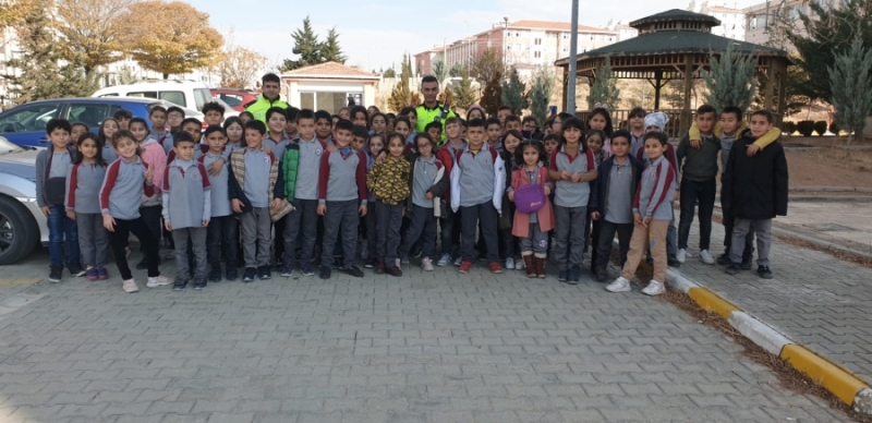 Aksaray Polisinden Okullara Ziyaret