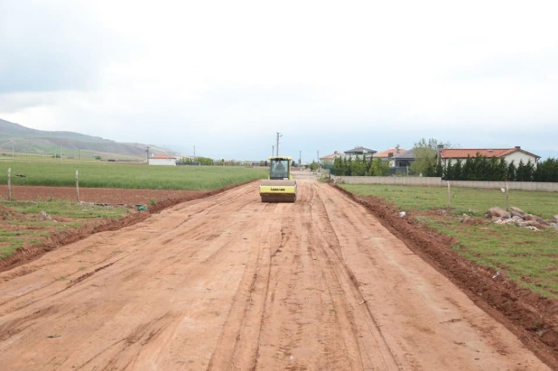 Aksaray Belediyesi Yeni Yollar Açmaya Devam Ediyor