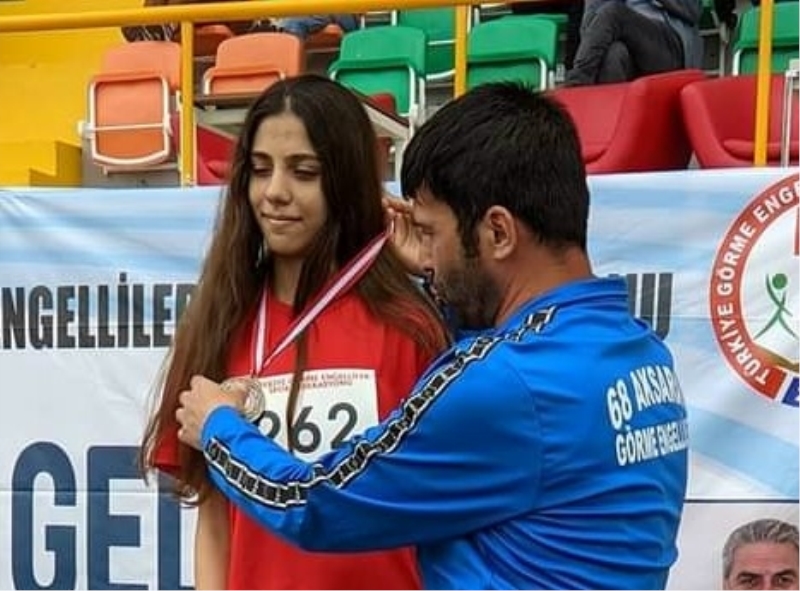 Kızımız Merve Nur Çağıran Atletizm Milli takım kampına seçildi.