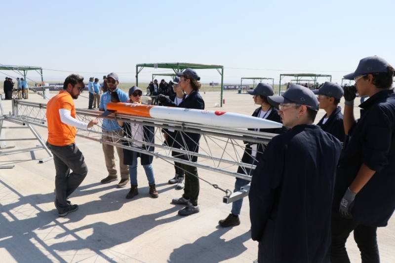 5. TEKNOFEST Roket Yarışmaları Aksaray Tuz Gölü Hisar Atış alanında başladı