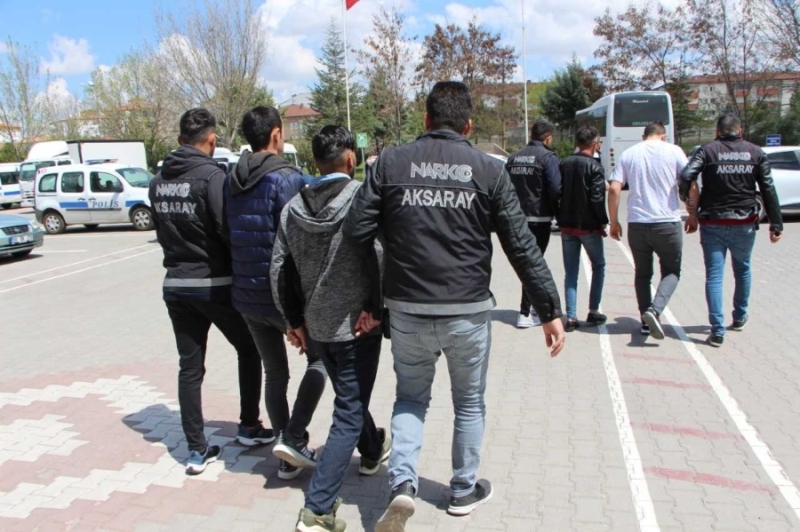 Aksaray Polisi Tehir Taciri 24 Kişiyi Yakalayarak Adalete Teslim Etti.