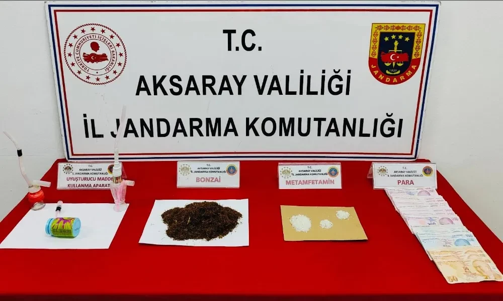 Aksaray’da Uyuşturucu Ticareti Yapan 1 Kişi Uyuşturucu Maddeler İle Yakalandı 