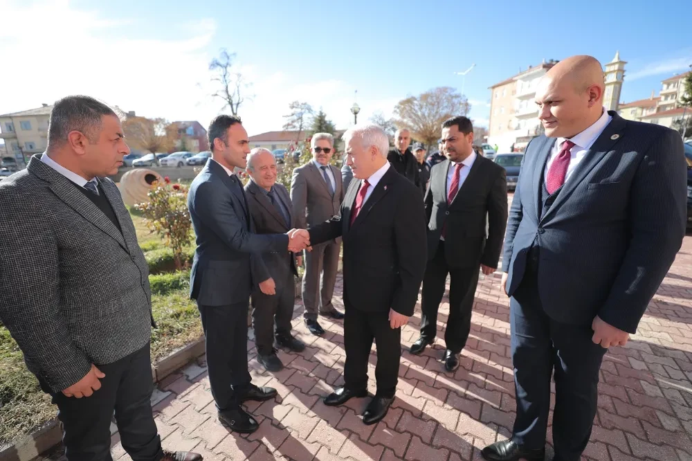 Vali Mehmet Ali Kumbuzoğlu Ağaçören İlçesini ziyaret ederek incelemelerde bulundu.  