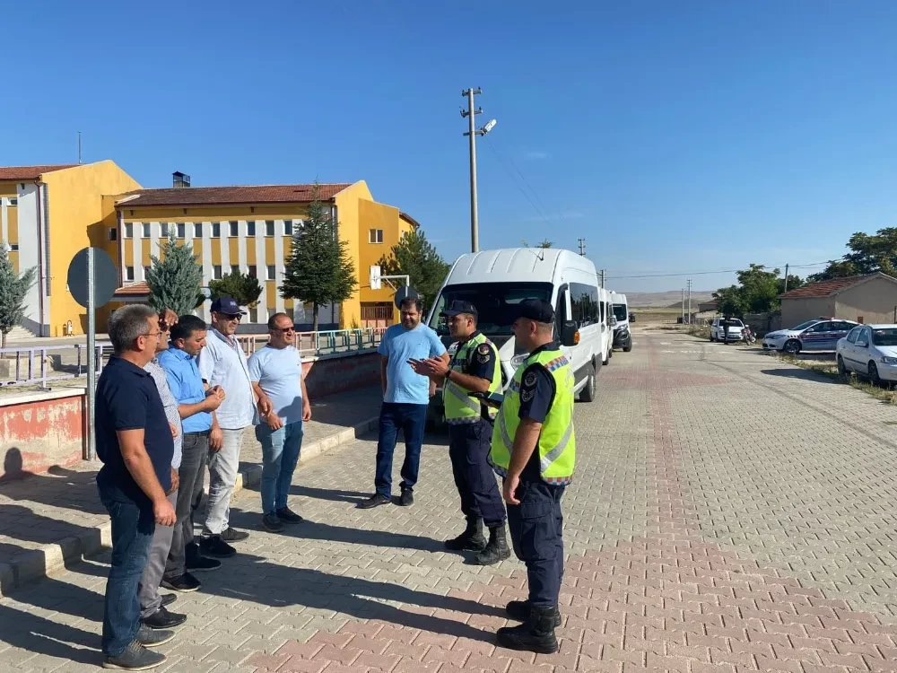 Aksaray’da Jandarma Okul Servislerine Sıkı Denetim Başlattı