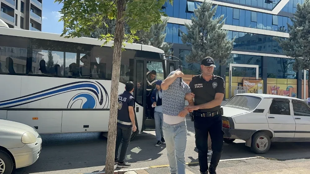 Aksaray polisi 9 kişilik kapora çetesini çökertti 