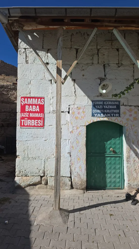 ŞAMMAS BABA TÜRBESİ DEFİNECİ KISKACINDA!