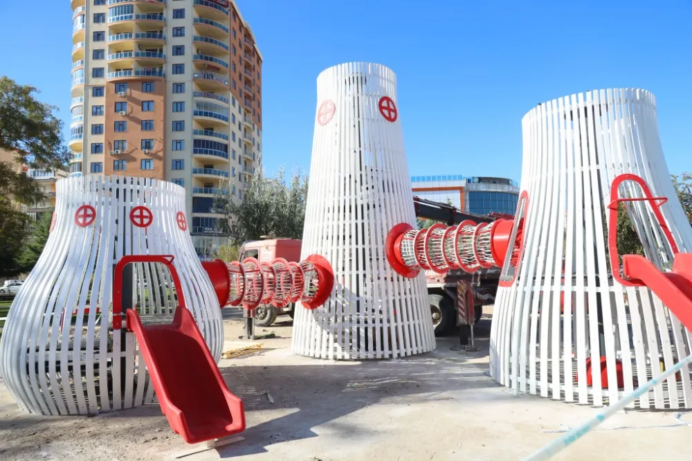 Selçuklu Parkı’na Yeni Oyun Grupları Kuruluyor: Aksaray Belediyesi’nden Çocuklara Modern ve Güvenli Alan