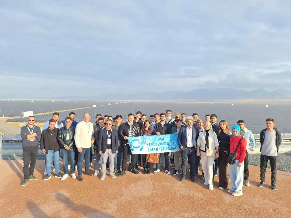 ASÜ’den Karapınar’a Yenilenebilir Enerji Teknik Gezisi; Öğrenciler Avrupa’nın En Büyük Güneş Enerji Santralini İnceledi