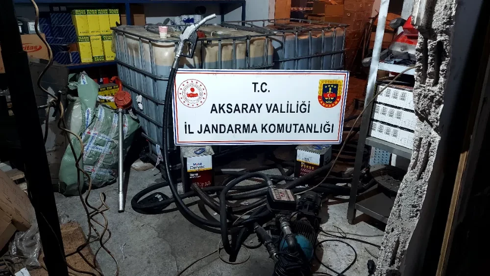 Aksaray’da Kaçakçılık Operasyonu: 210.000 TL Değerinde Kaçak Madeni Yağ ve Ekipman Ele Geçirildi