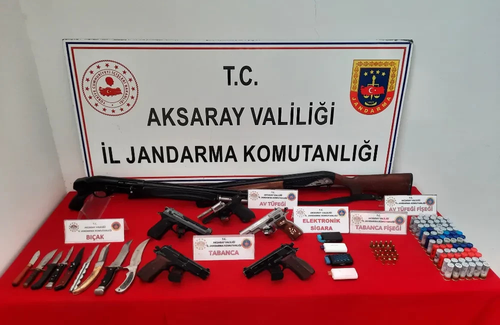 Aksaray’da Ruhsatsız Silah Operasyonu: 9 Şüpheli Gözaltında