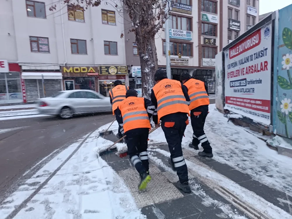 Aksaray Belediye Kar Ekipleri Teyakkuzda!