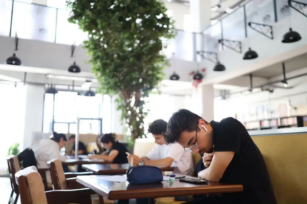 Aksaray’da Kitap Konakları ve Millet Kıraathanesi, YKS Öncesi Öğrencilerin Uğrak Noktası Oldu