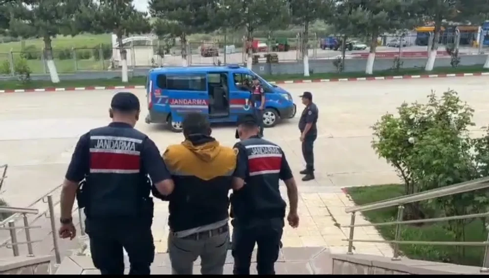 Aksaray’da Çalınan Traktör Bulundu: 1 Şüpheli Tutuklandı, 1 Kişi Firarda