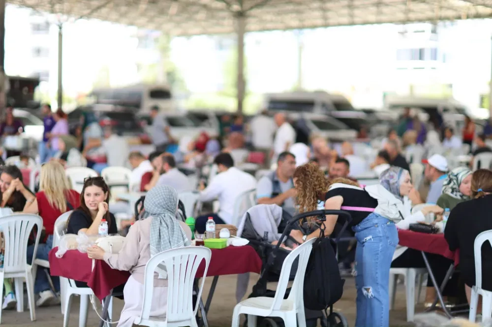 Aksaray’da Kadınların Üretim Gücü Hanımeli Pazarı’nda  Yaz Bereketi Sürüyor