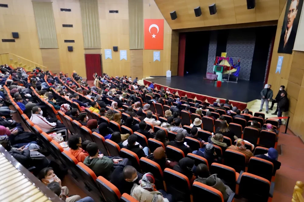 Aksaray Belediyesi Şehir Tiyatrosu Yeni Dönem Kayıtlarını Başlattı
