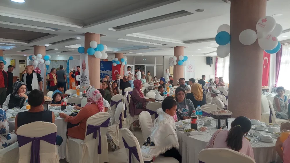 Aksaray’da Vakıf Geleneği Yaşatıldı: 529 Yıllık Hayır Şartı ile Sünnet Şöleni Düzenlendi