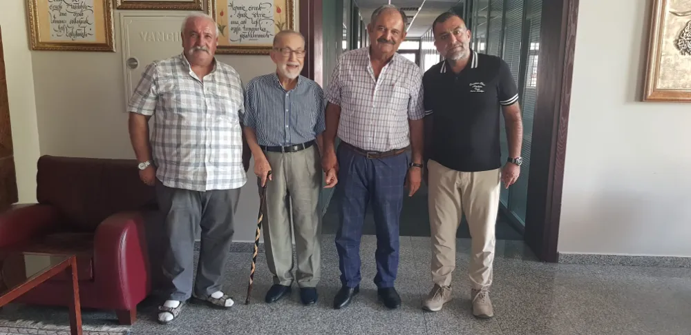 40 YILDIR ESKİMEYEN DOSTLUK