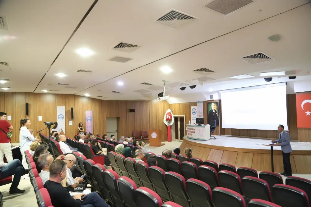 ASÜ Tıp Fakültesi’nde akreditasyon ve kalite eğitimi düzenlendi