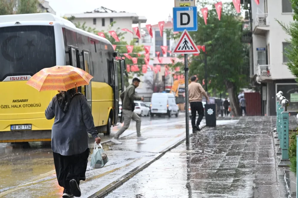 Aksaray’da Yeni Eğitim-Öğretim Yılı Yağmurlu Bir Günde Başladı