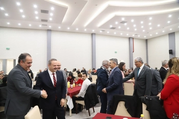 ASÜ ailesi bayramlaşma programında bir araya geldi